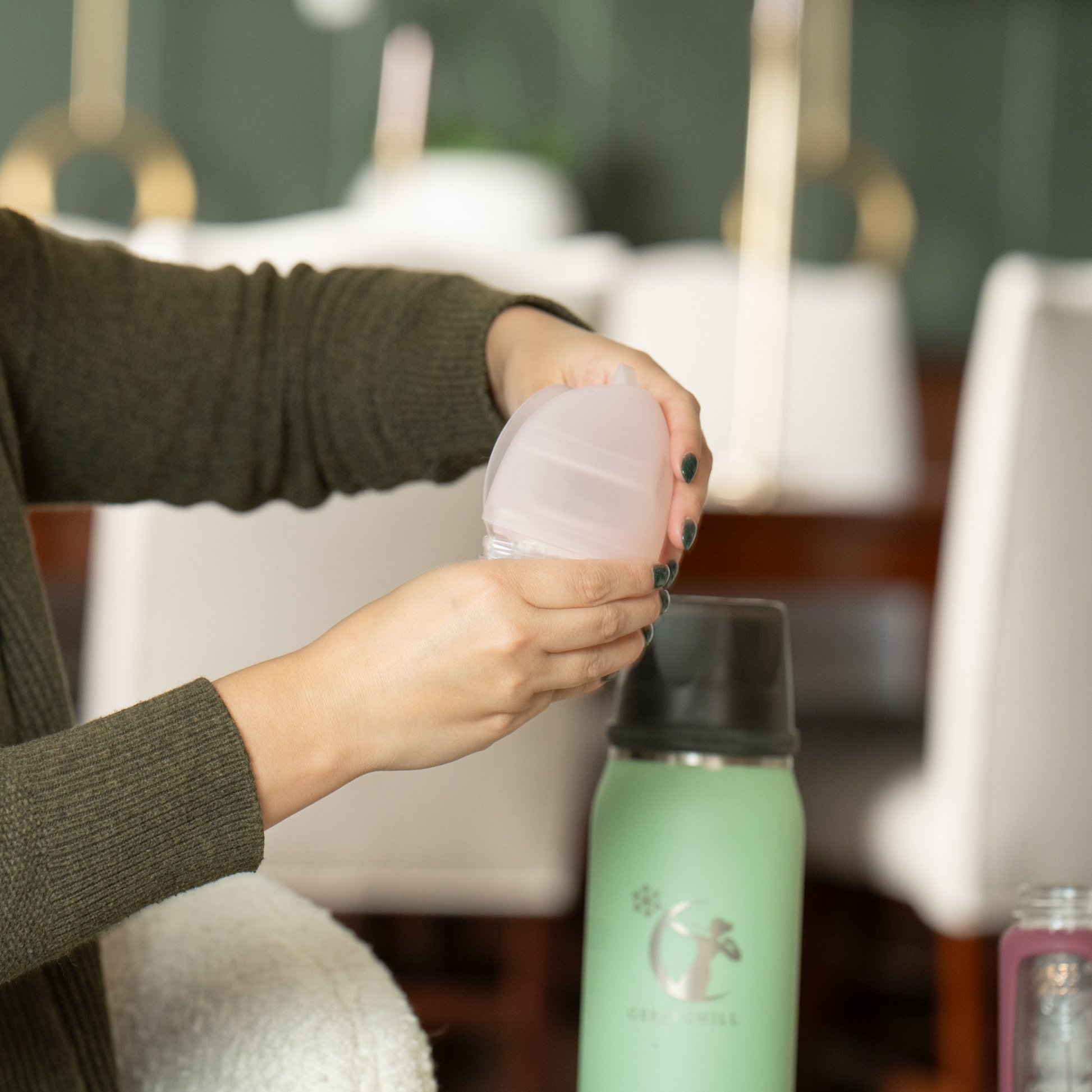 Elara Milk Collector by Lumama