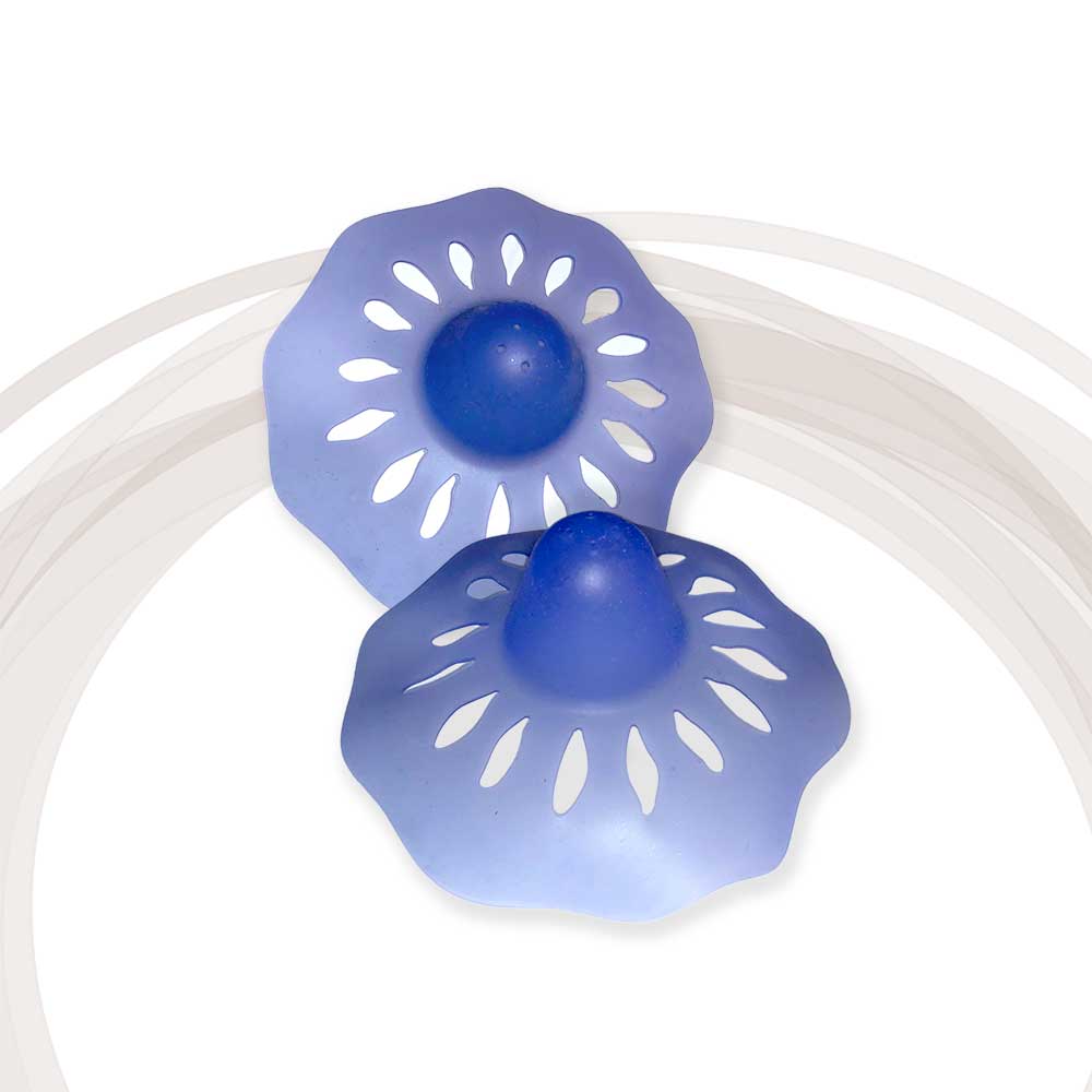 Ceres Chill Shield Maiden nipple shields for nursing, in blue. 